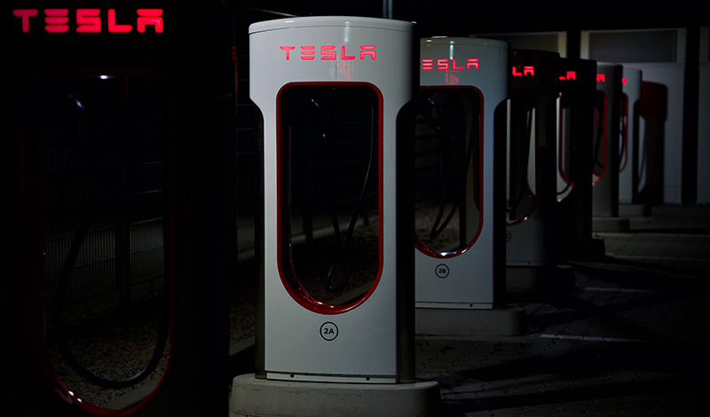 Tesla's-Universal-V4-Supercharger